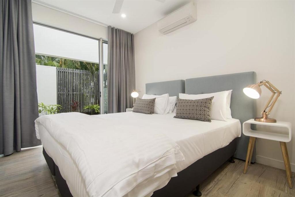Pool Resort Port Douglas Bagian luar foto