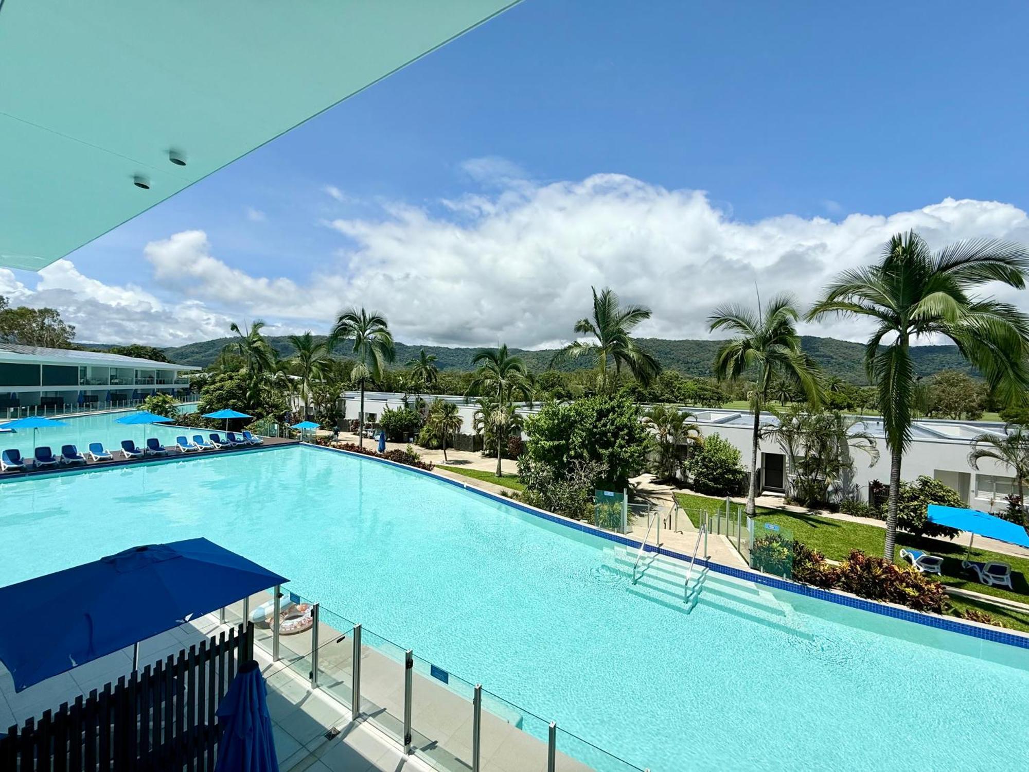 Pool Resort Port Douglas Bagian luar foto