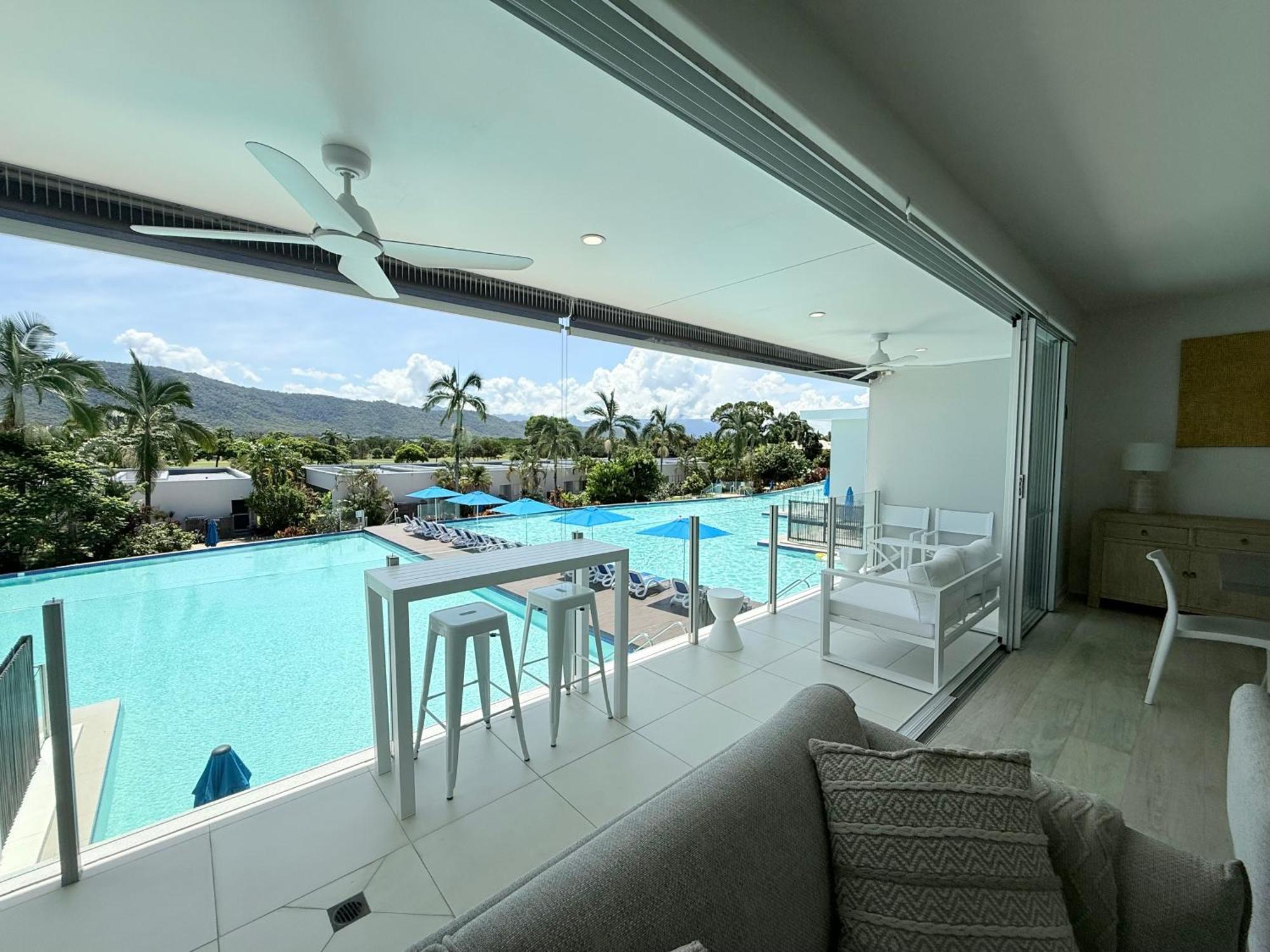 Pool Resort Port Douglas Bagian luar foto