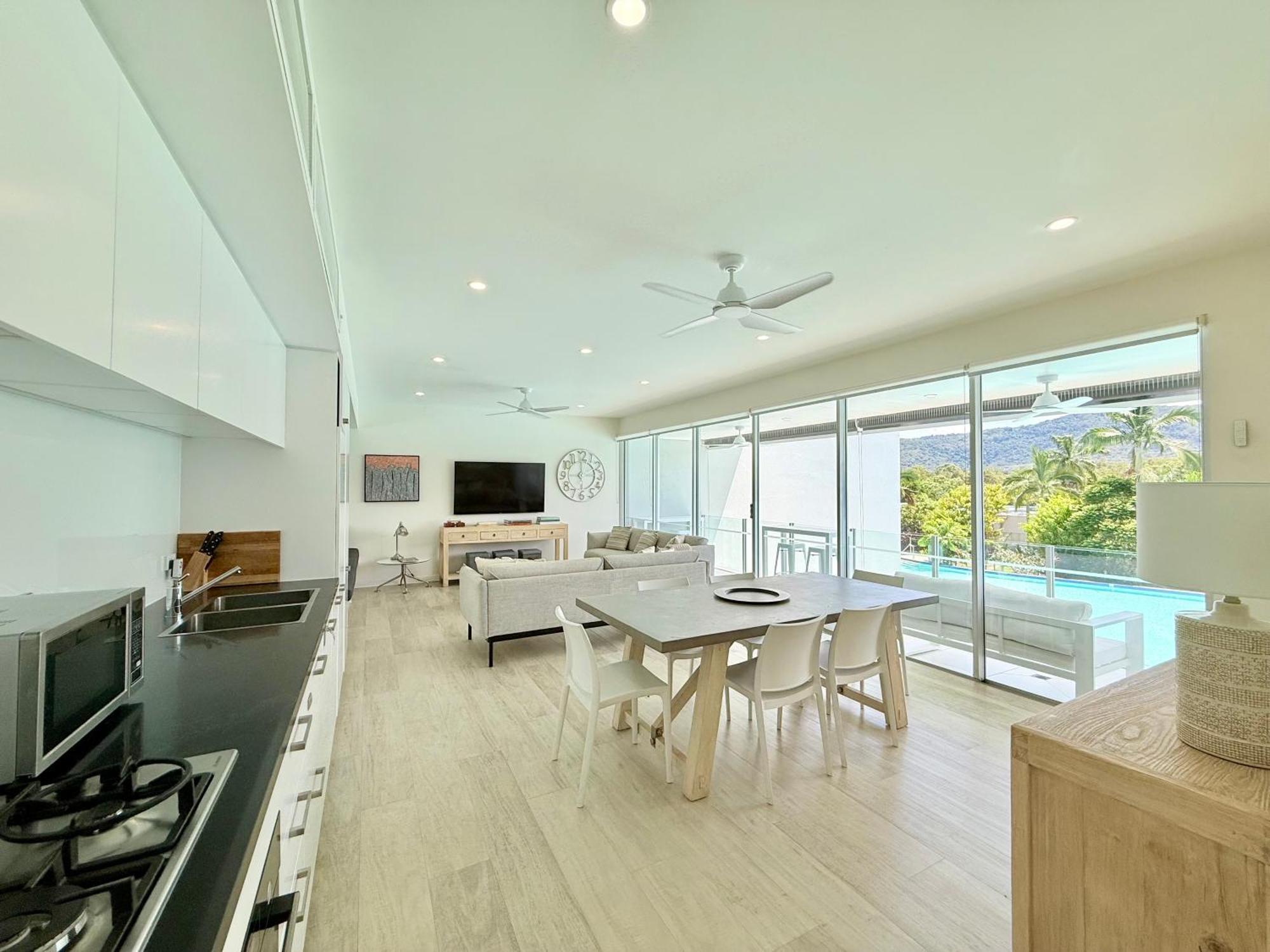 Pool Resort Port Douglas Bagian luar foto