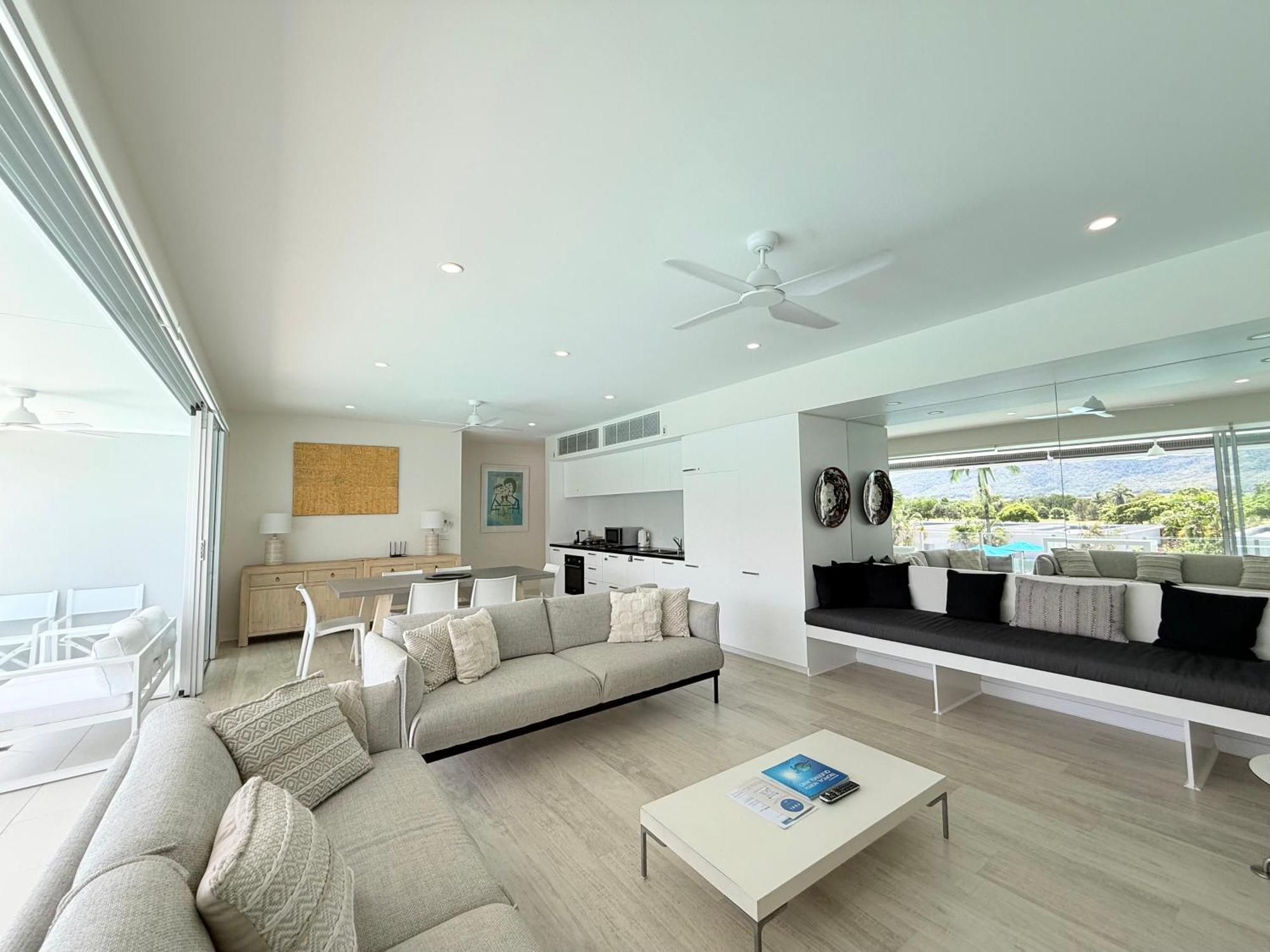 Pool Resort Port Douglas Bagian luar foto