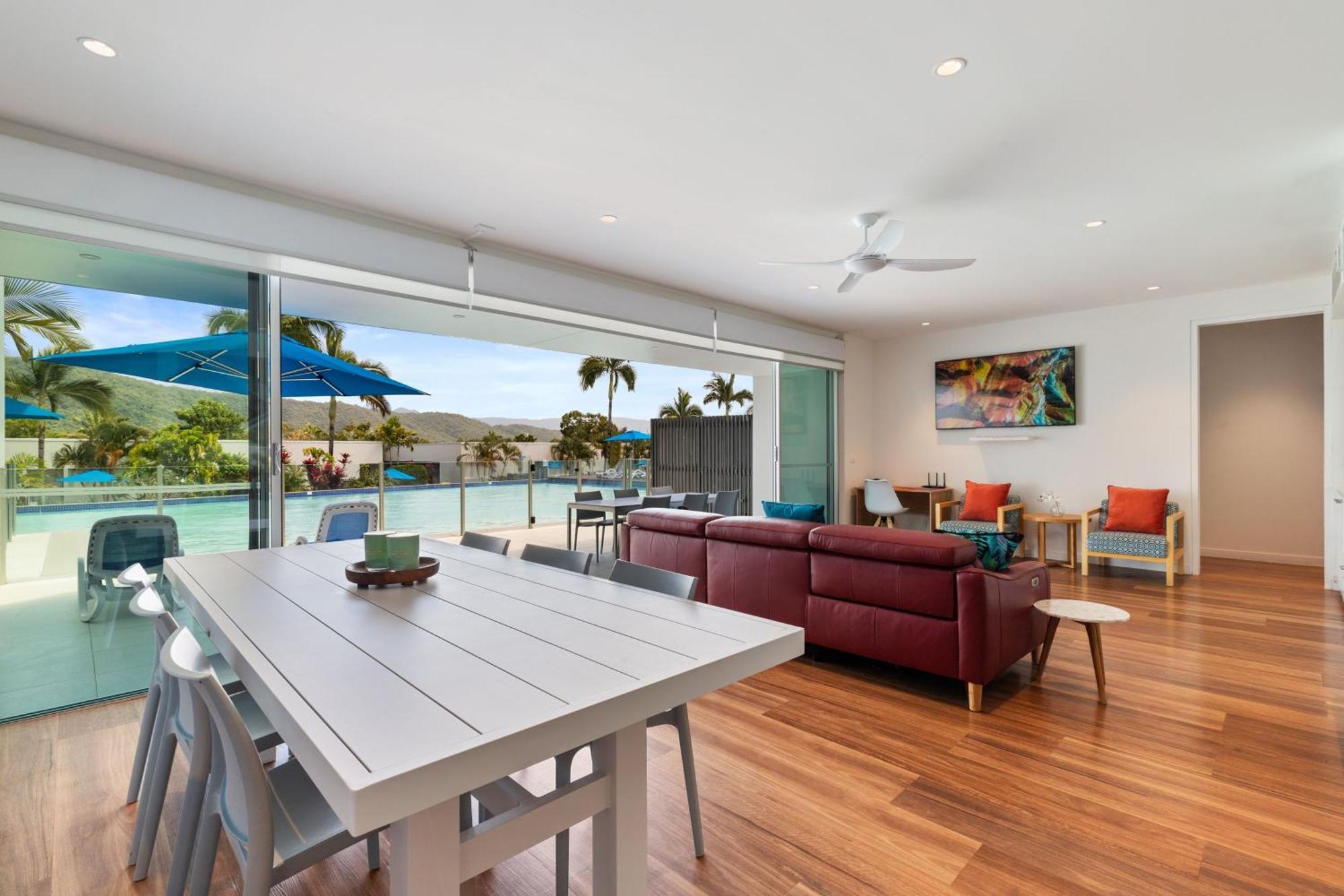 Pool Resort Port Douglas Bagian luar foto
